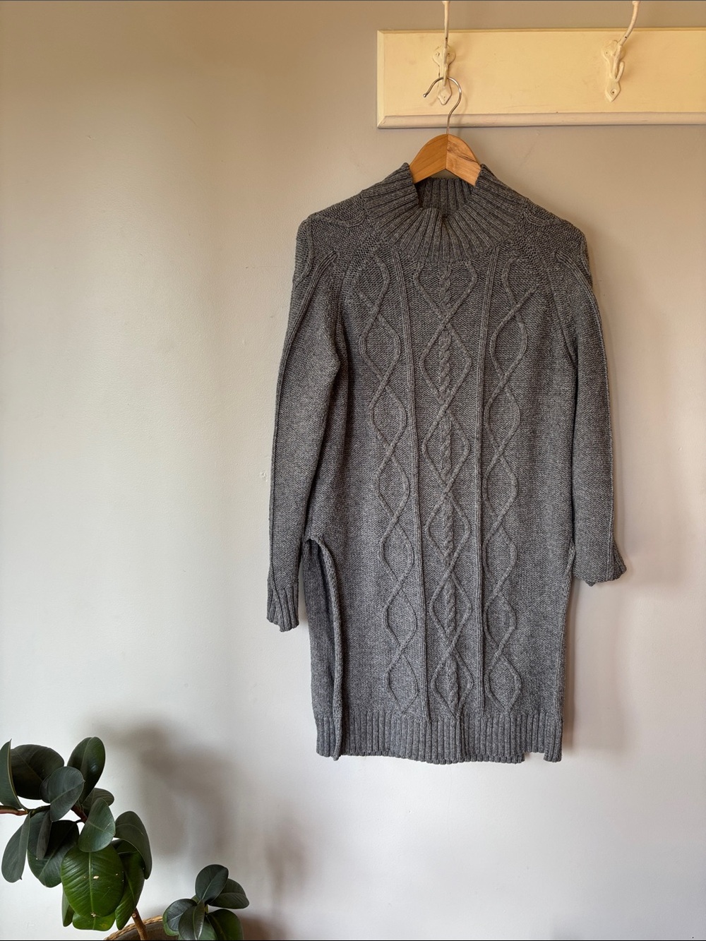 Part Two | Grey Cable Knit Mock Neck Tunic Sweater Size Large